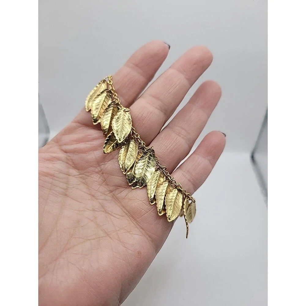 Vintage Napier Gold Tone Leaf Charm Bracelet Botanical Nature Classic Jewelry - Picture 14 of 15